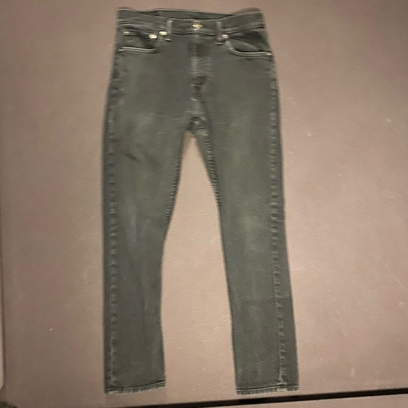 Levis Strauss and Co: Blue jeans - Picture 1 of 4